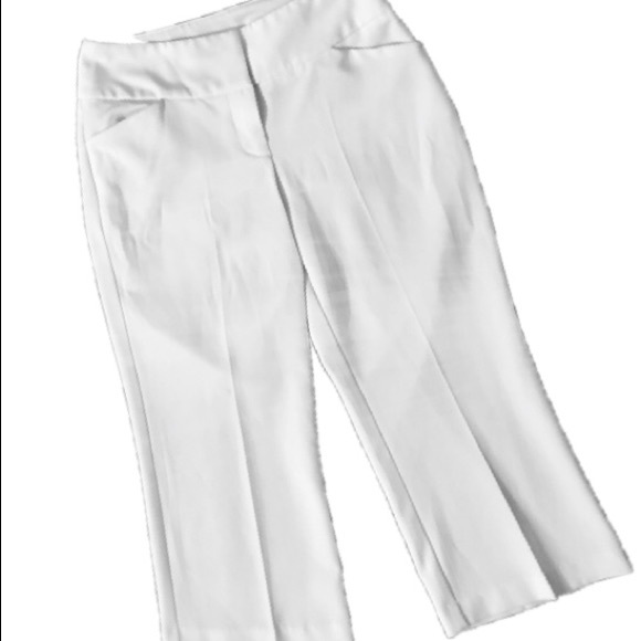 White Capri pants - Picture 3 of 8